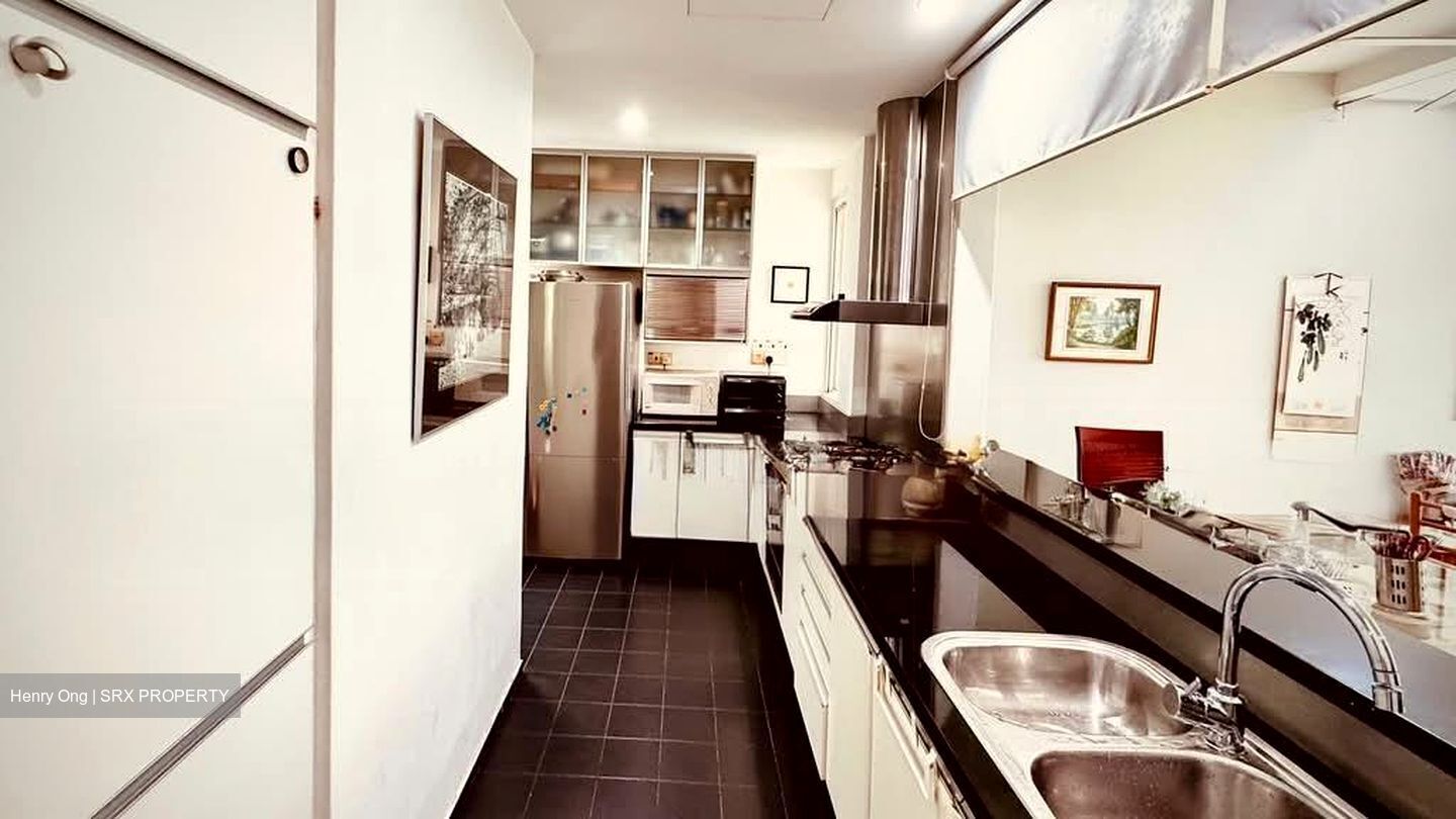 Country Park Condominium (D16), Condominium #562074711